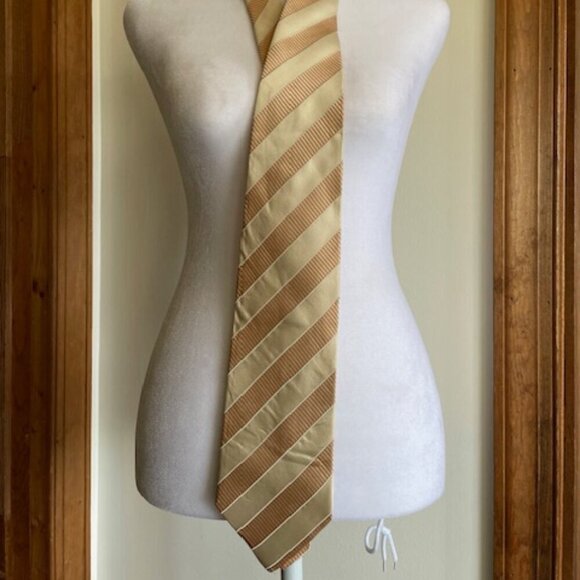 VALENTINO Silk Vintage Gold Cream Stripe Tie - Picture 2 of 15